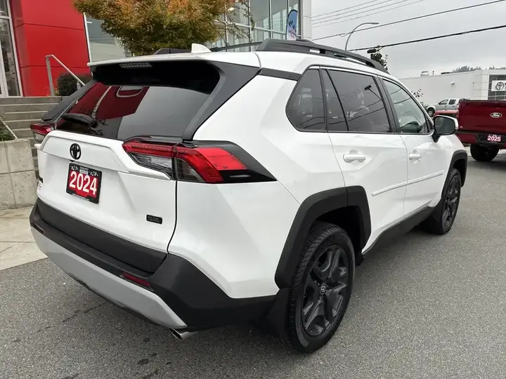 Toyota Rav4 2024 photo 4