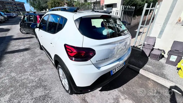 Dacia Sandero 2024 photo 2