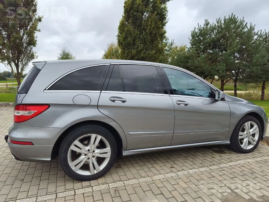 Mercedes-Benz R350 2011 photo 4
