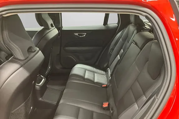 Volvo V60 2025 photo 5