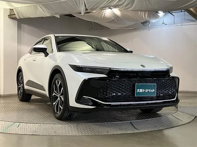 Toyota Crown Crossover G 2023 photo 3
