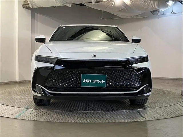 Toyota Crown Crossover G 2023 photo 2