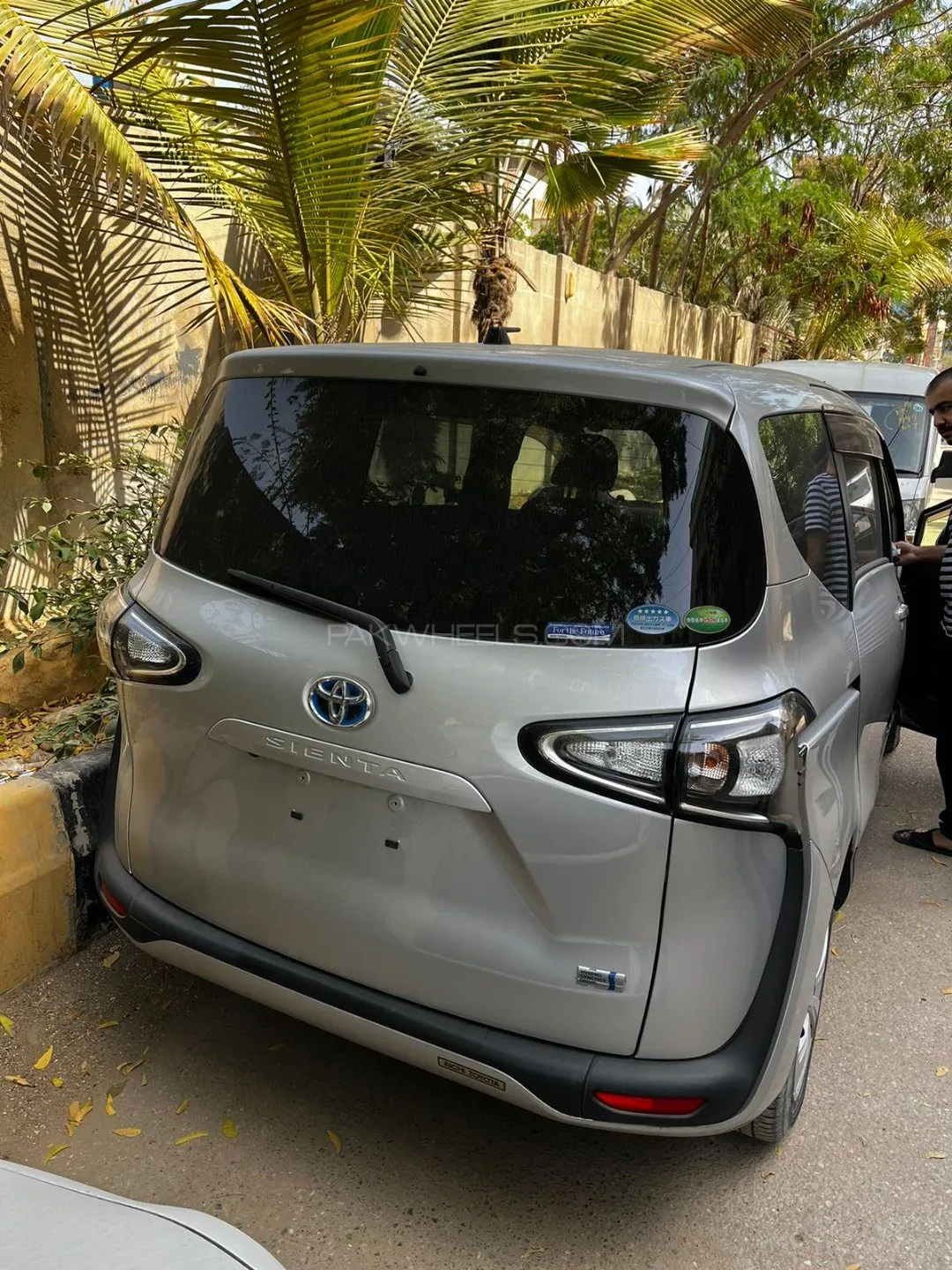 Toyota Sienta