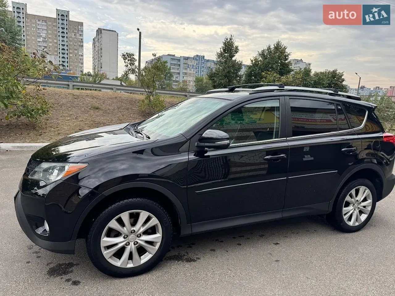 Toyota Rav4 2013 photo 3