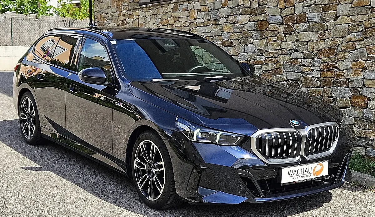 BMW 5 Series 2024 photo 2