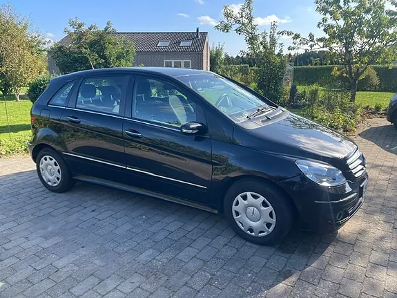 Mercedes-Benz B170 2005 photo 2