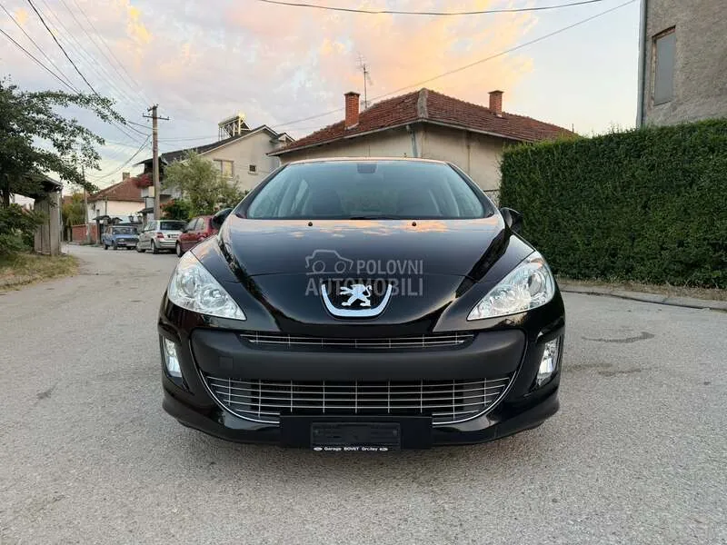 Peugeot 308 2010 photo 3