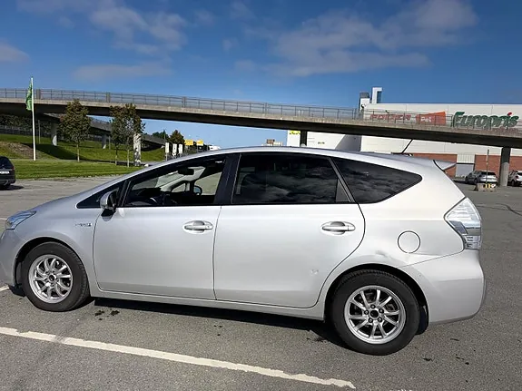 Toyota Prius 2013 photo 5