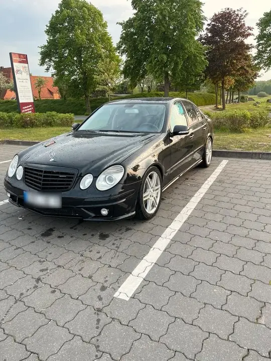 Mercedes-Benz E500