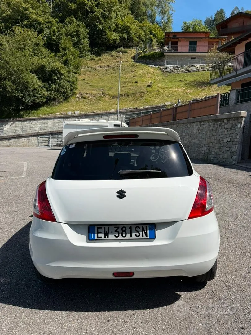 Suzuki Swift 2014 photo 2