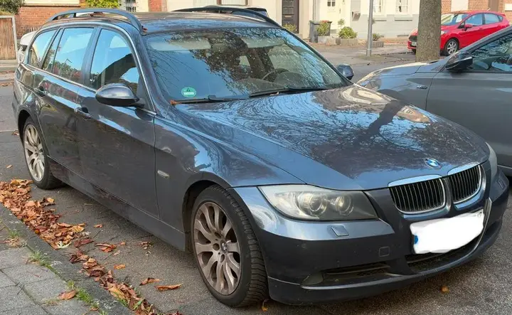 BMW 325I