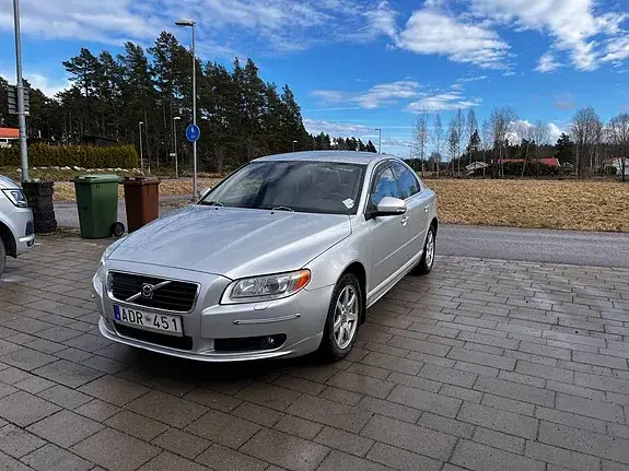 Volvo S80