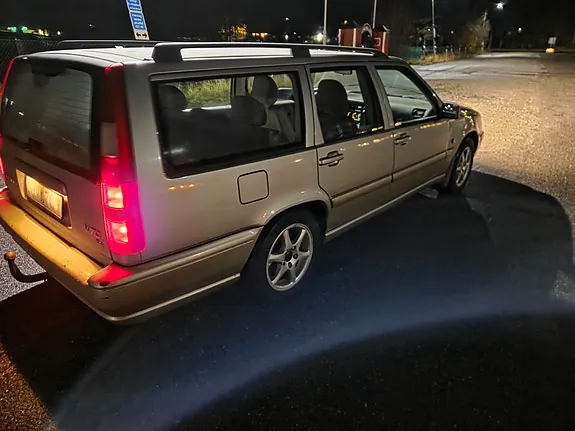Volvo V70 2000 photo 3