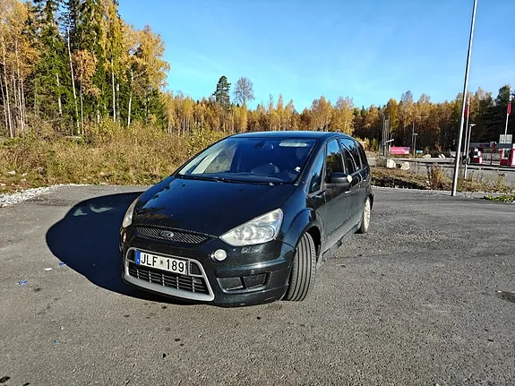 Ford S-Max 2009 photo 2
