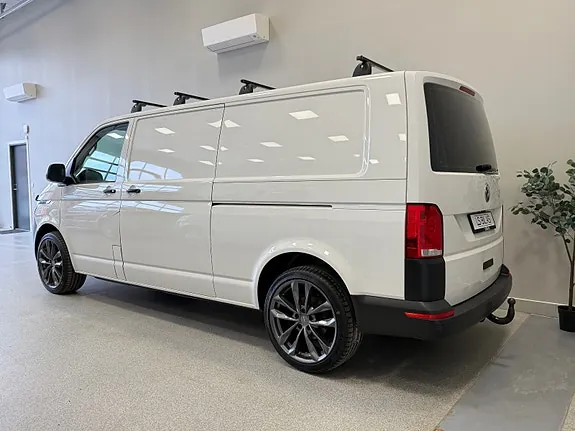 Volkswagen Transporter 2020 photo 2