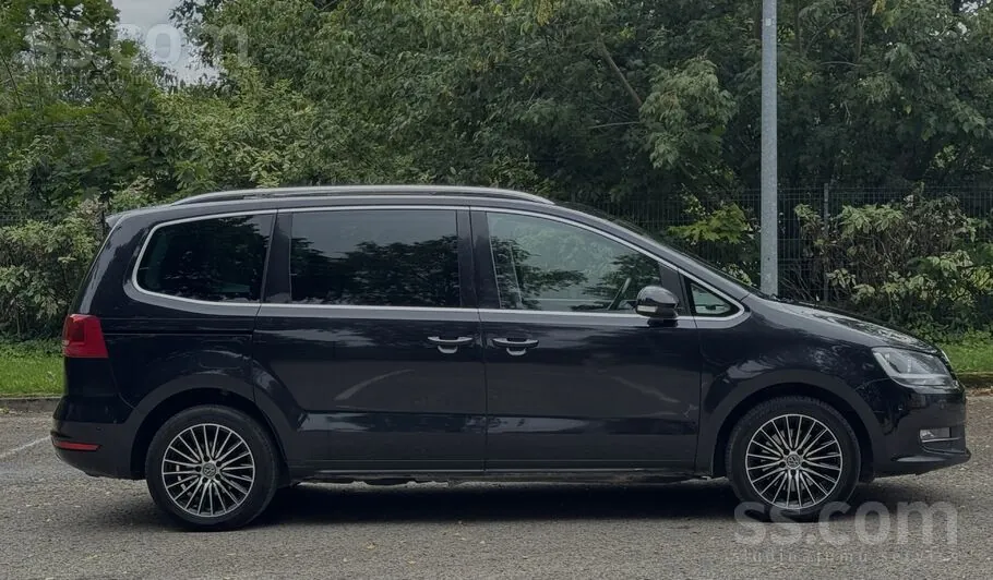 Volkswagen Sharan 2011 photo 4