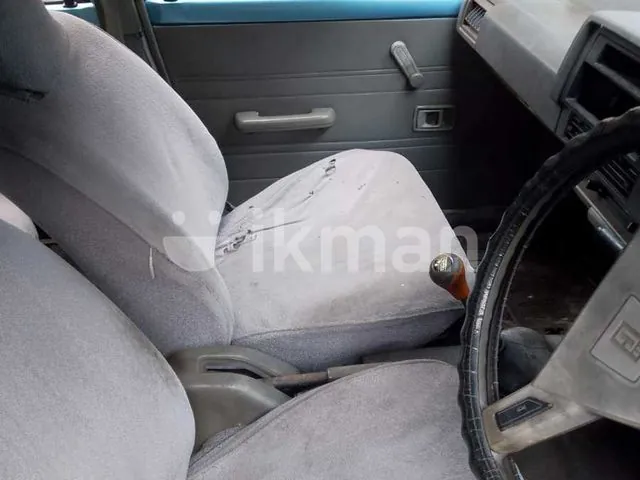 Toyota Corolla 1986 photo 3