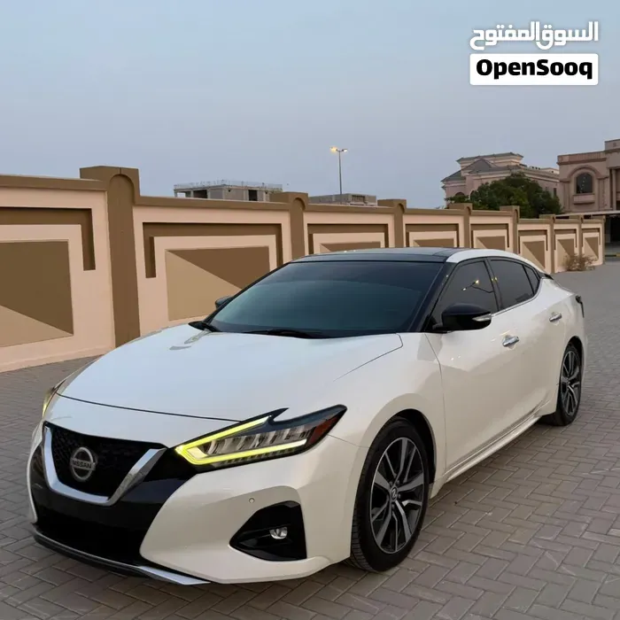 Nissan Maxima
