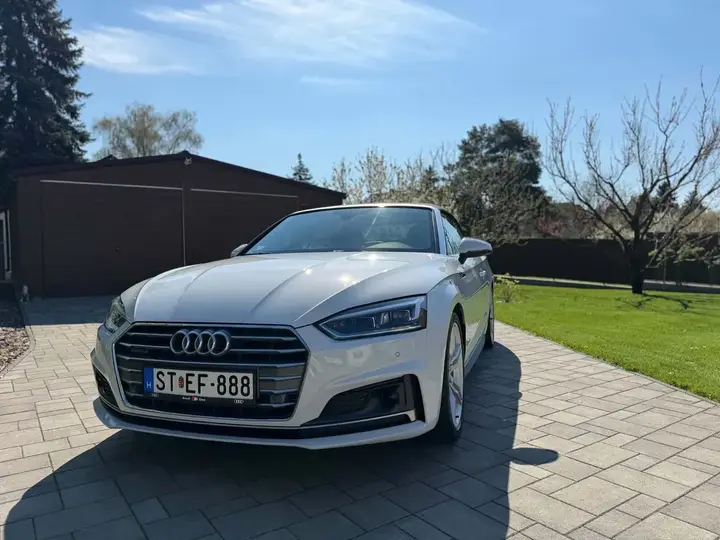 Audi A5 Cabrio 2018 photo 2
