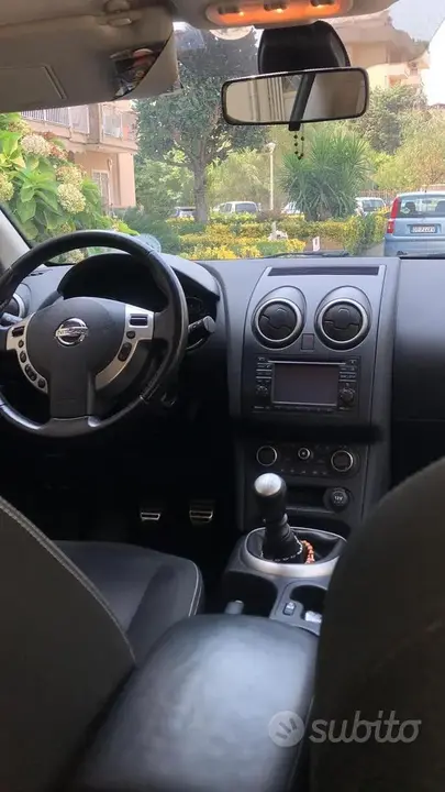 Nissan Qashqai 2011 photo 4