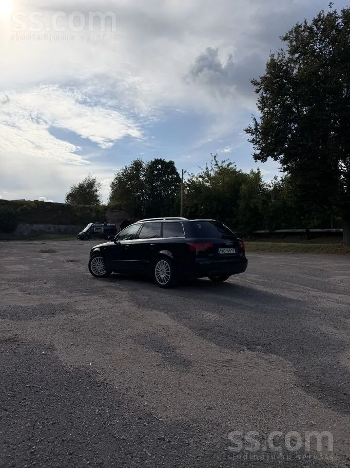 Audi A4 2005 photo 4