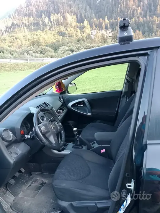 Toyota Rav4 2008 photo 2