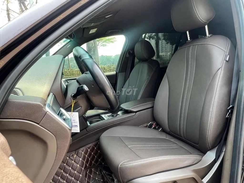 Vinfast Lux Sa2.0 2021 photo 3