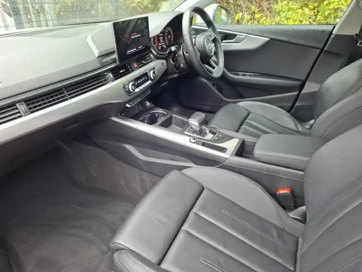 Audi A5 2023 photo 5