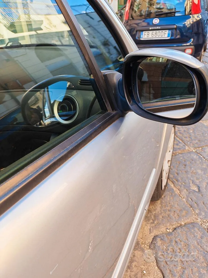 Citroen C3 2007 photo 2