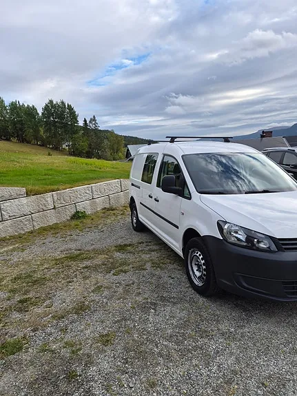 Volkswagen Caddy Maxi 2014 photo 2