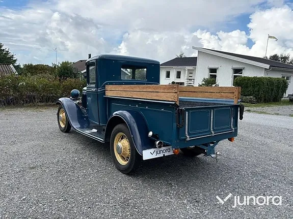 Ford B 1934 photo 3