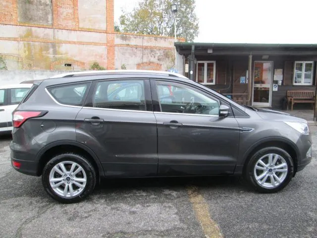 Ford Kuga 2019 photo 2