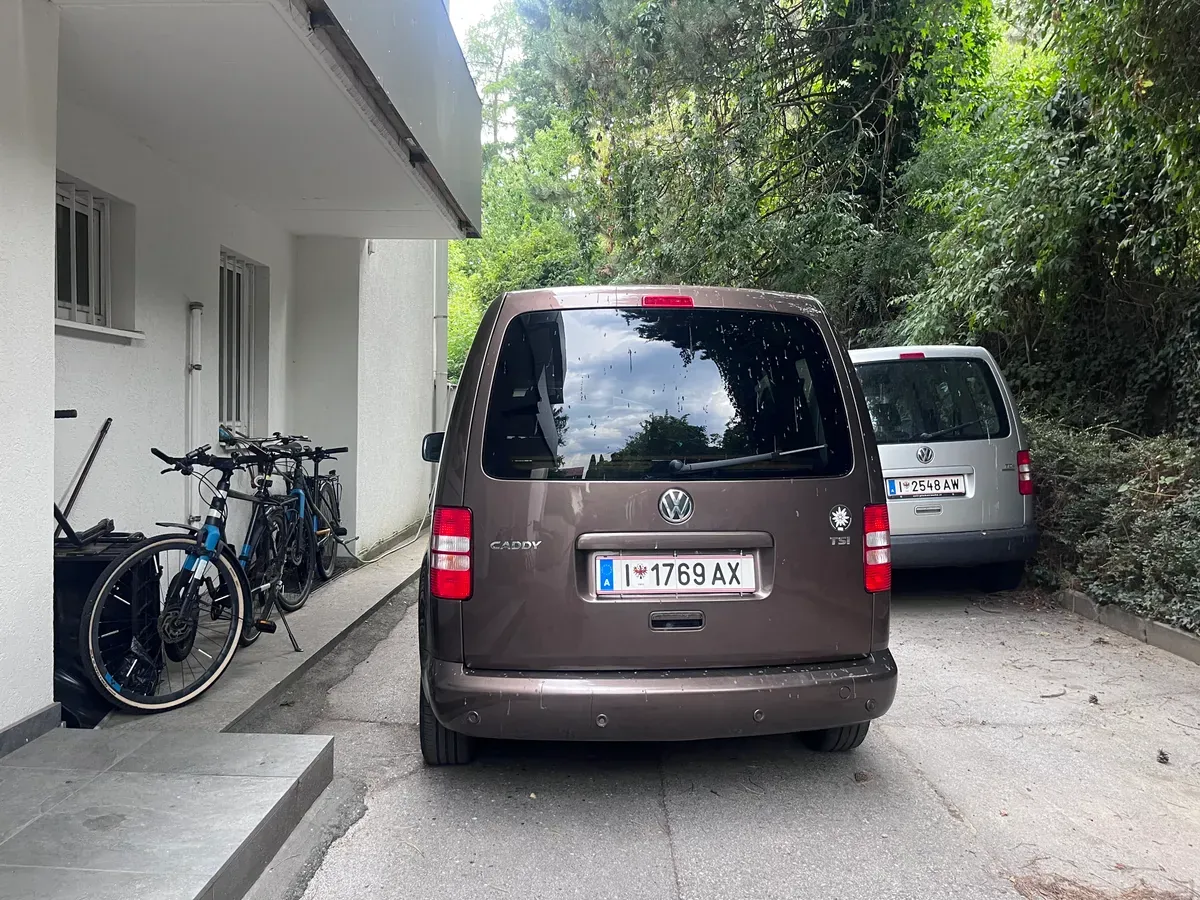 Volkswagen Caddy 2011 photo 3