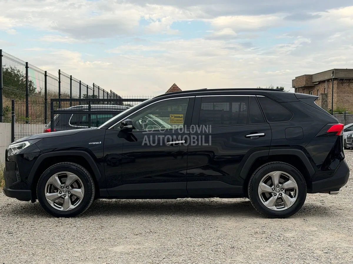 Toyota Rav4 2021 photo 4