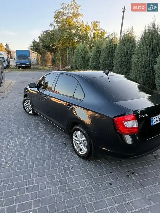 Skoda Rapid 2013 photo 5