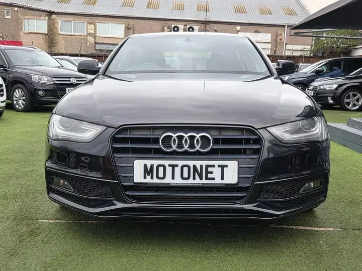 Audi A4 2013 photo 4