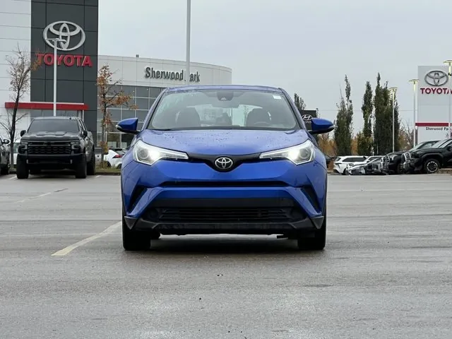 Toyota C-Hr 2018 photo 3