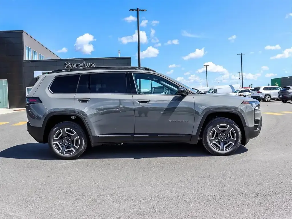 Jeep Cherokee 2026 photo 5
