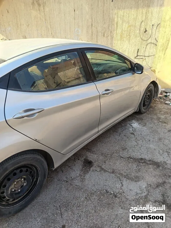 Hyundai Elantra 2012 photo 3