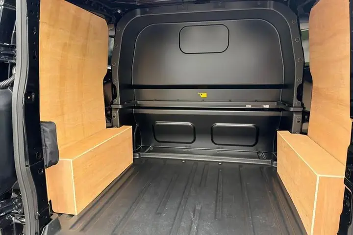 Ford Transit Custom 2025 photo 4