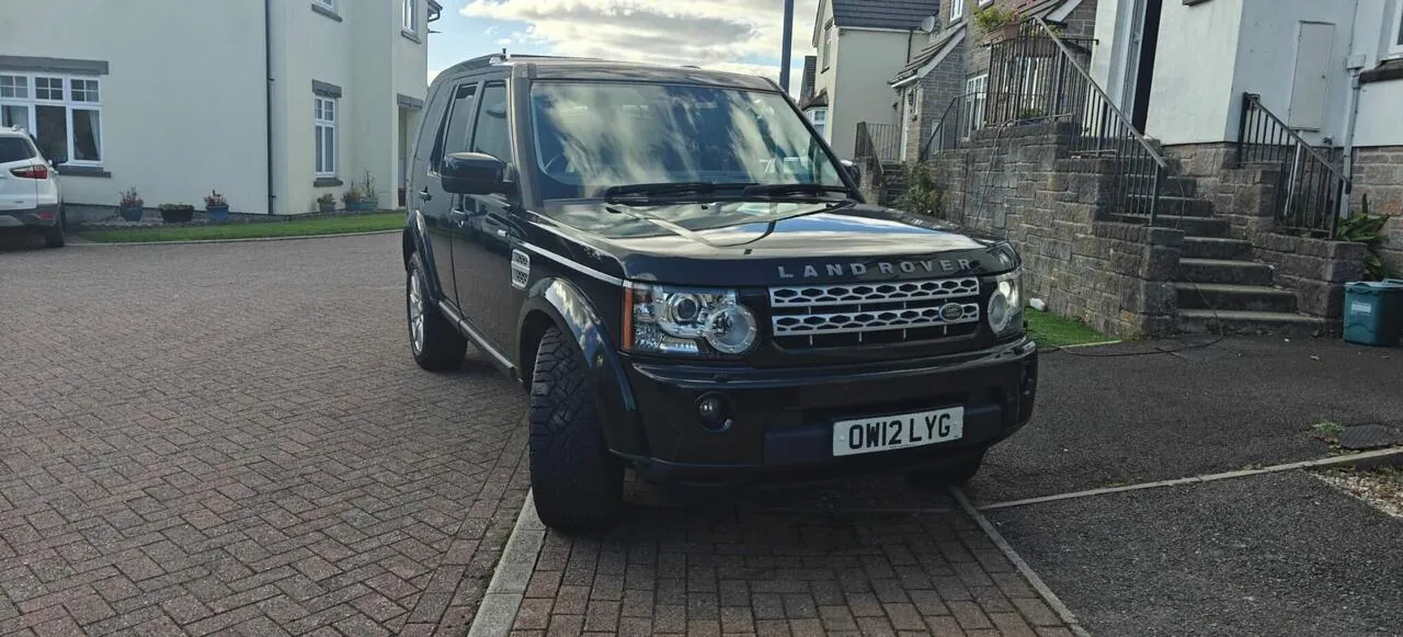 Land Rover Discovery 4 2012 photo 2