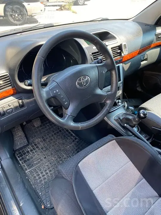 Toyota Avensis 2006 photo 3