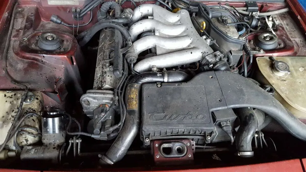 Porsche 944 1986 photo 3
