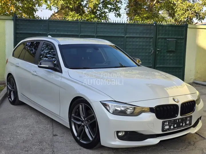 BMW 318 2012 photo 3