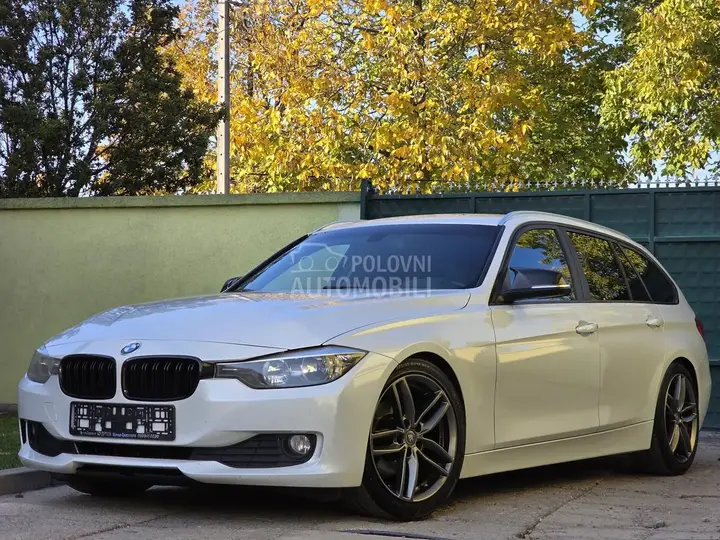 BMW 318 2012 photo 4