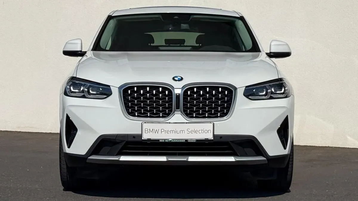 BMW X4 2022 photo 2