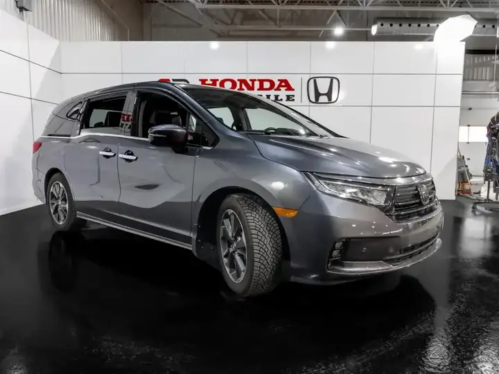 Honda Odyssey 2024 photo 5