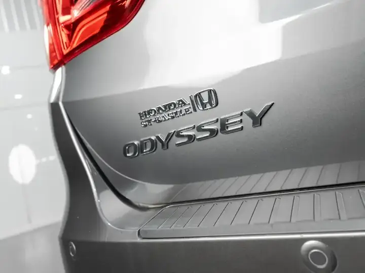 Honda Odyssey 2024 photo 2