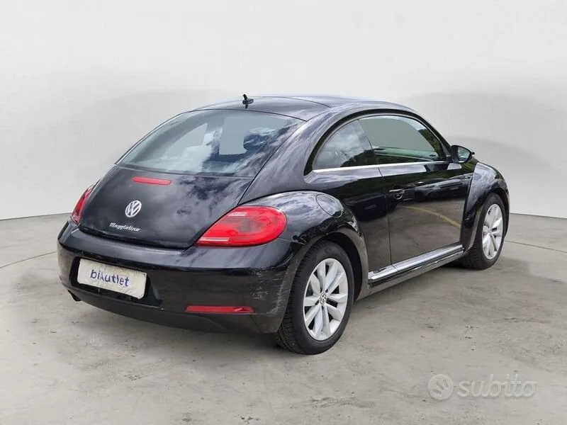 Volkswagen Maggiolino 2012 photo 4