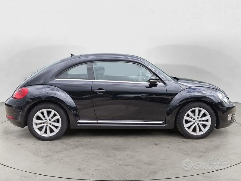 Volkswagen Maggiolino 2012 photo 5